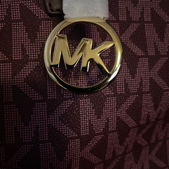 Michael Kors Red Logo Tote - Picture 4 of 8